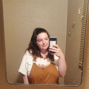 Meet your Posher, Joann